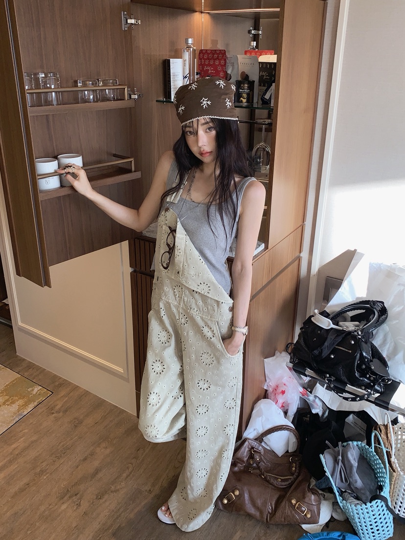 OURWAVE/OUR ROOM韓國東大門代購女士新款人氣熱賣背帶褲Our Wave/Our Room背帶褲