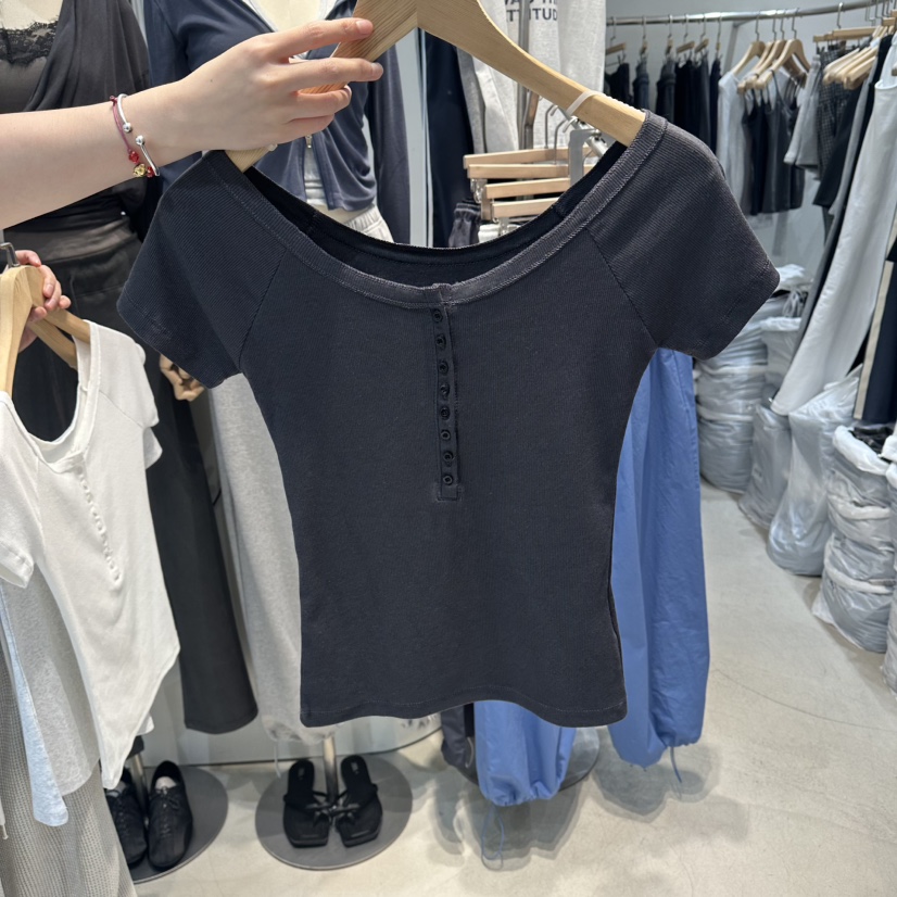 W.FATAL韓國直郵實拍女裝新品26春夏休閑26夏季職業時尚T恤W.FATALT恤圖色3