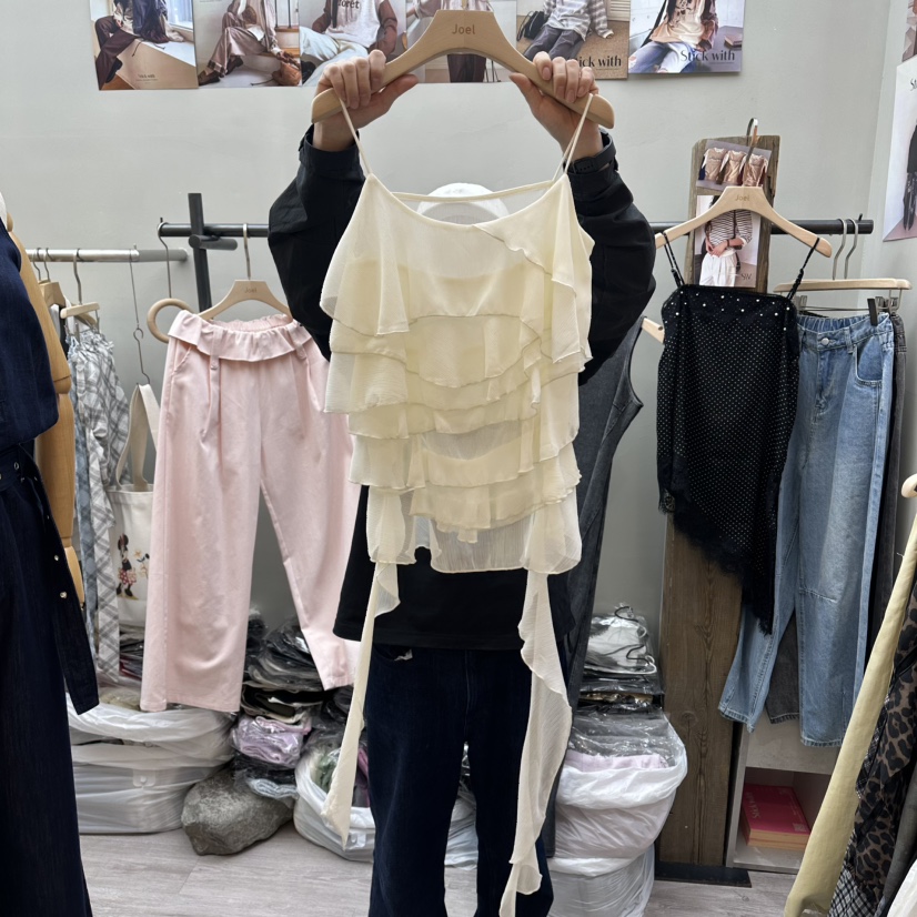 STICK WITH韓國直郵女士新款人氣熱賣吊帶背心荷葉邊雪紡STICK WITH吊帶/背心圖色1