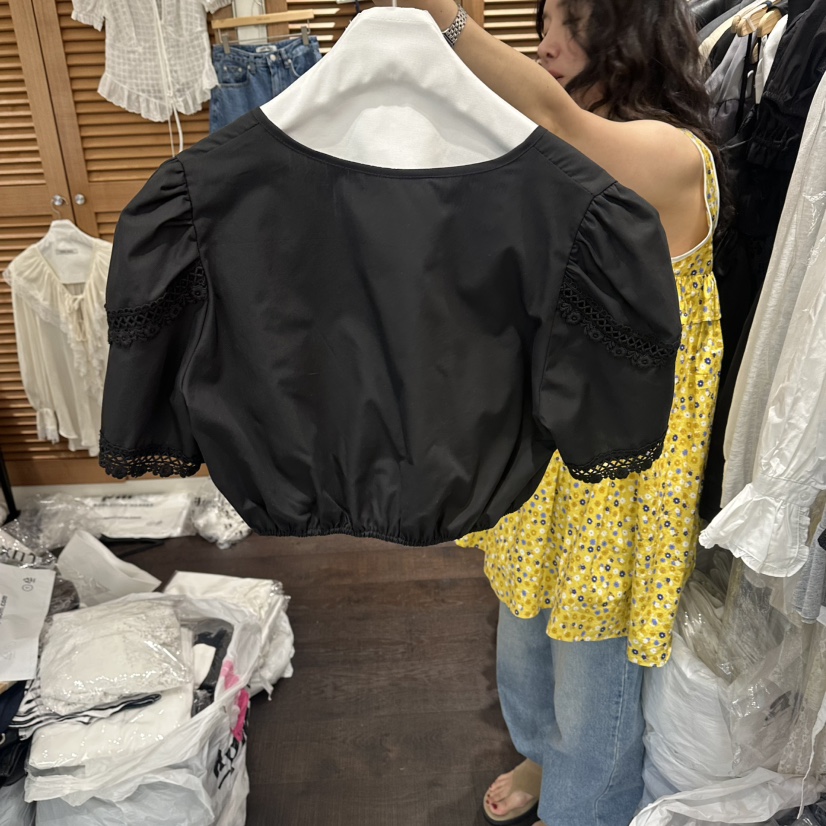 TRES BIEN韓國直郵實拍女裝新品26春夏人氣襯衫蕾絲衫短款TRES BIEN襯衫/蕾絲衫