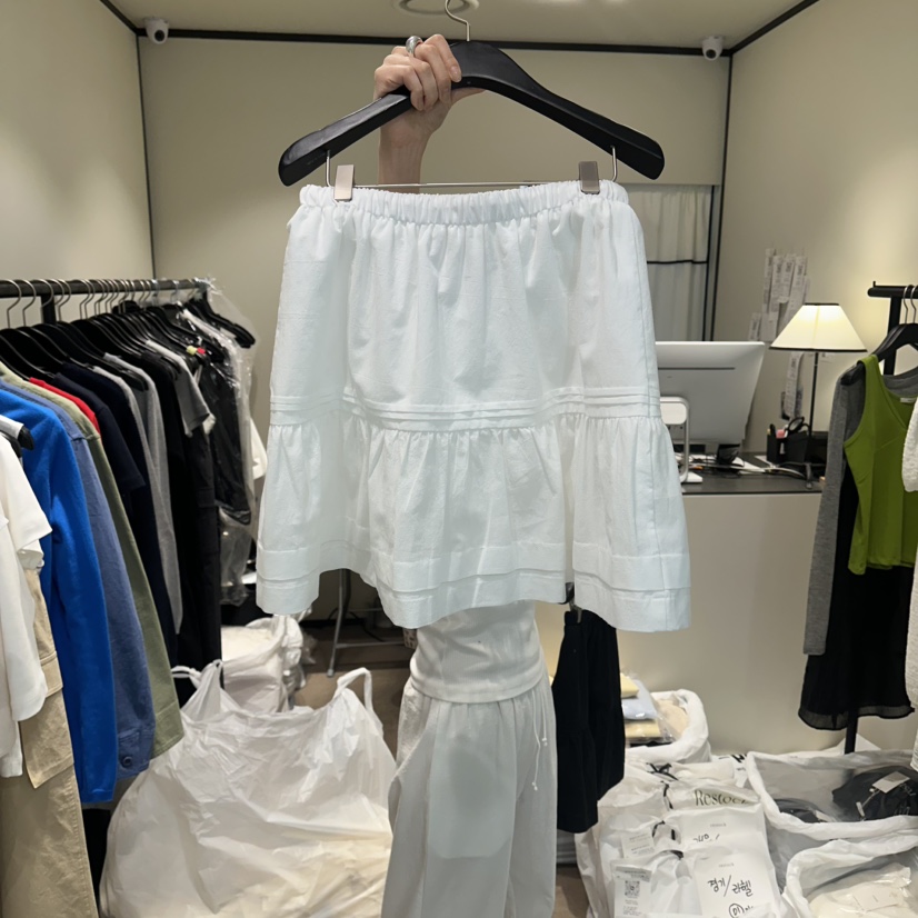 RE STOCK韓國直郵實拍女裝新品休閑時尚人氣推薦短裙褶裥RE STOCK短裙