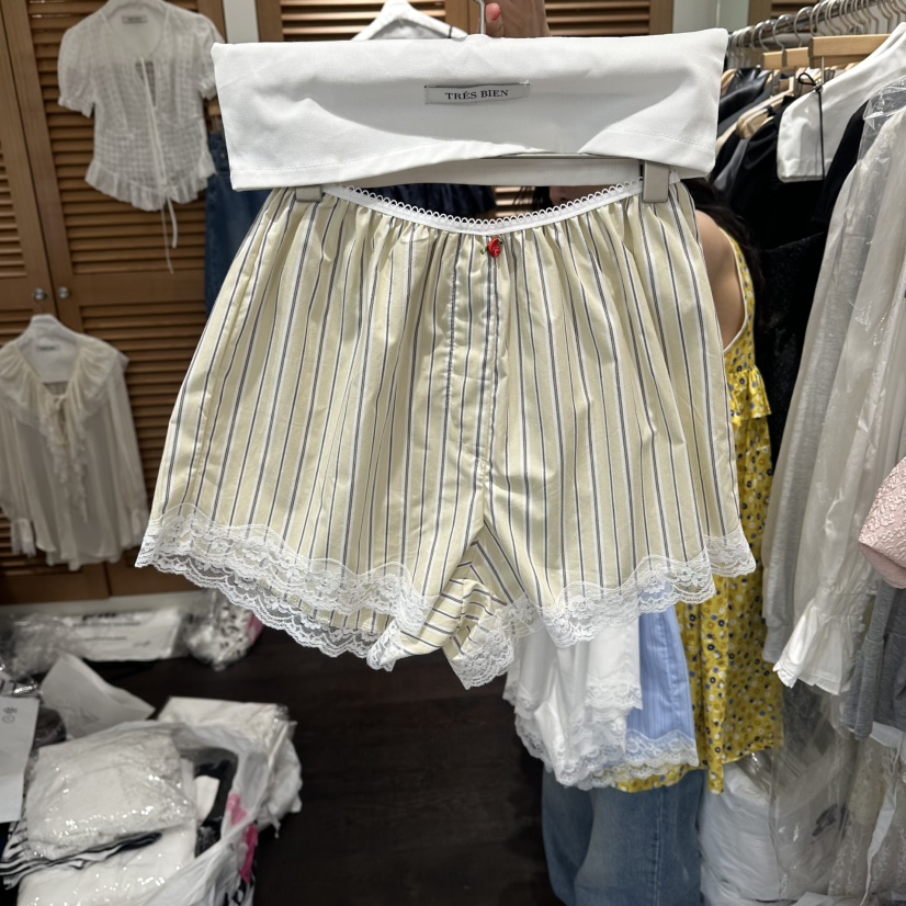TRES BIEN韓國東大門代購女士新品休閑職業26夏季26春夏短褲TRES BIEN短褲圖色2