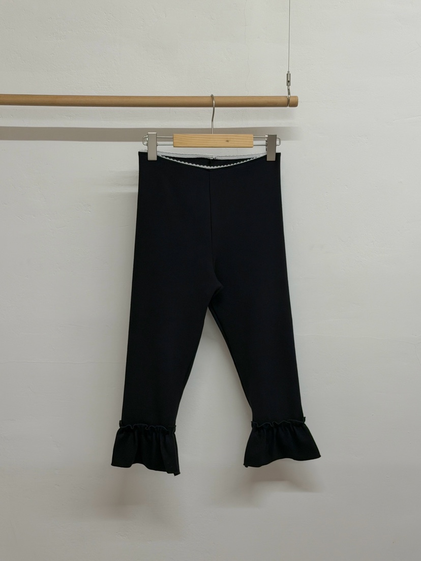 MORE THAN-P東大門實拍韓國女士新品26夏季打底褲鯊魚褲荷葉邊MORE THAN打底褲/鯊魚褲圖色1