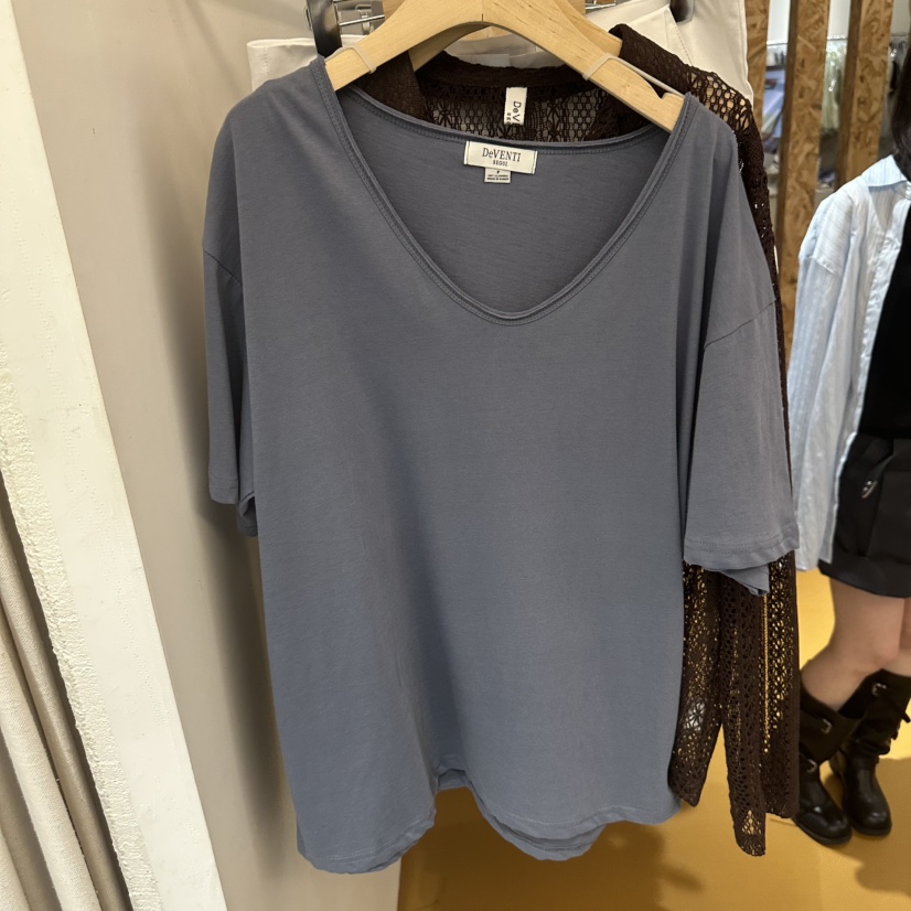 DE VENTI韓國東大門代購女裝新品推薦熱賣時尚T恤V領鏤空DE VENTIT恤圖色3