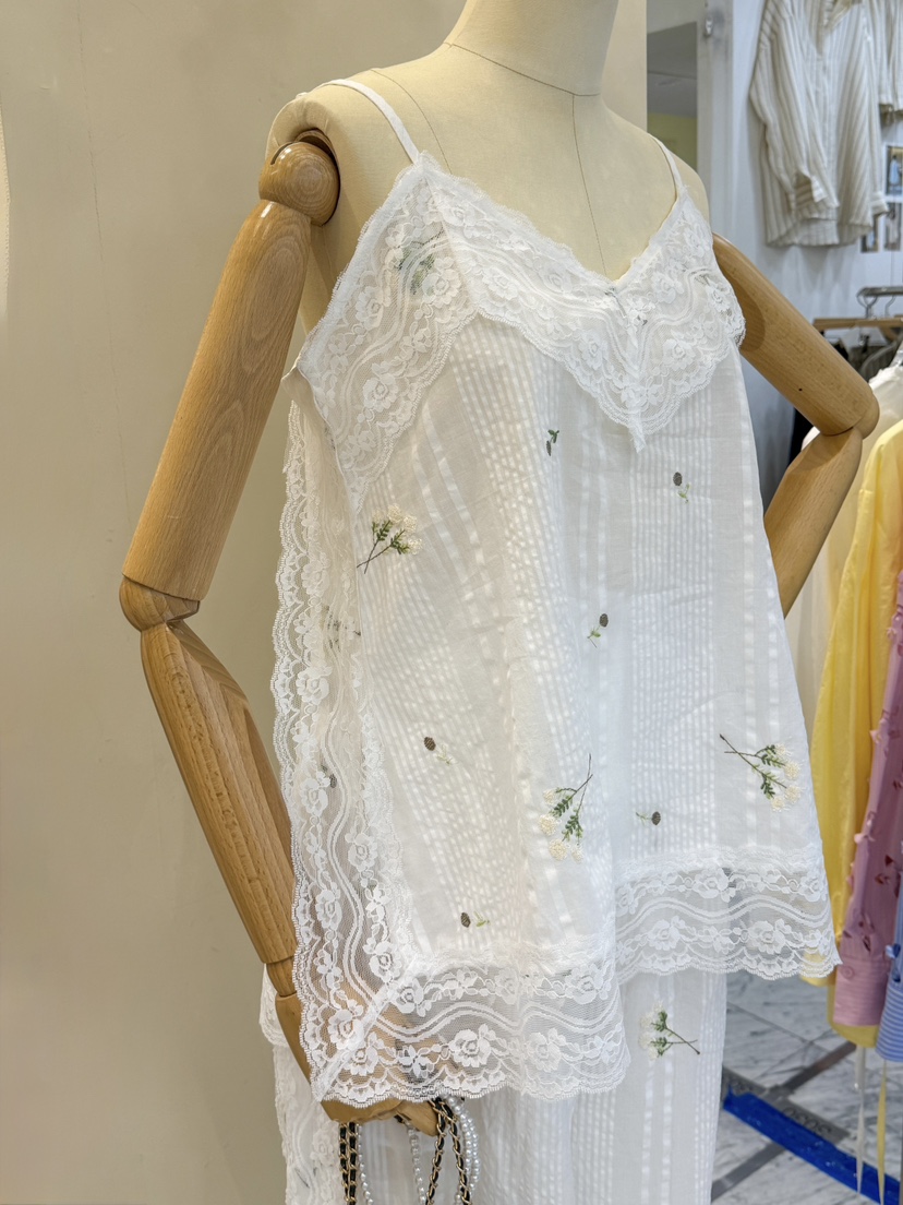81 MARKET-L韓國直郵女士新品熱賣人氣時尚吊帶背心棉布81 MARKET-L吊帶/背心
