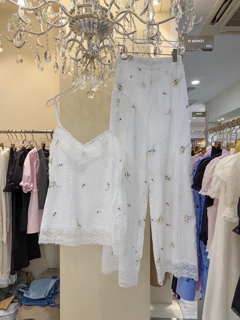 81 MARKET-L韓國直郵女士新品熱賣人氣時尚吊帶背心棉布81 MARKET-L吊帶/背心