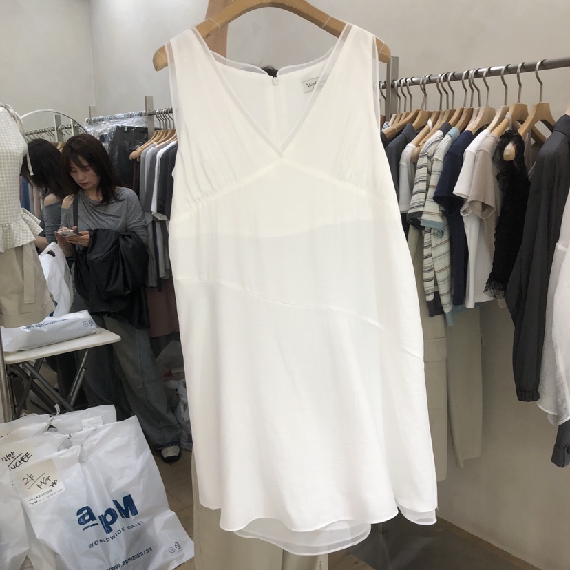 VILLABUTTON韓國代購女裝新品時尚熱賣推薦26夏季職業連衣裙VILLABUTTON連衣裙圖色1