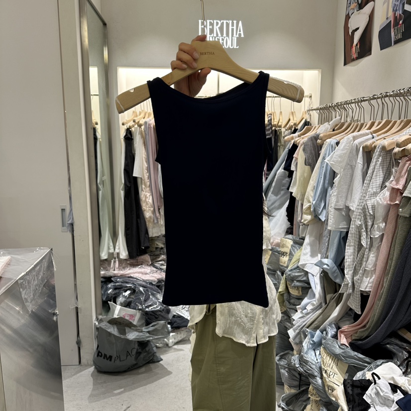 BERTHA韓國東大門直郵女裝新款休閑推薦吊帶背心天絲船領BERTHA吊帶/背心圖色4