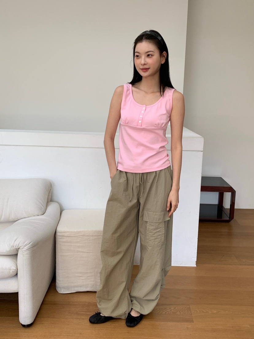LOVE MY SANTA韓國東大門代購女士新品推薦吊帶背心紐扣Santa/LOVE MY SANTA吊帶/背心圖色2