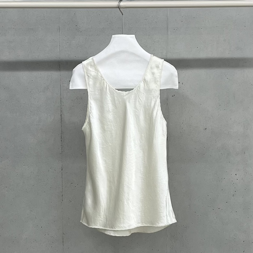 HELDER-P韓國直郵實拍女士新品26夏季熱賣吊帶背心刺繡緞面HELDER吊帶/背心