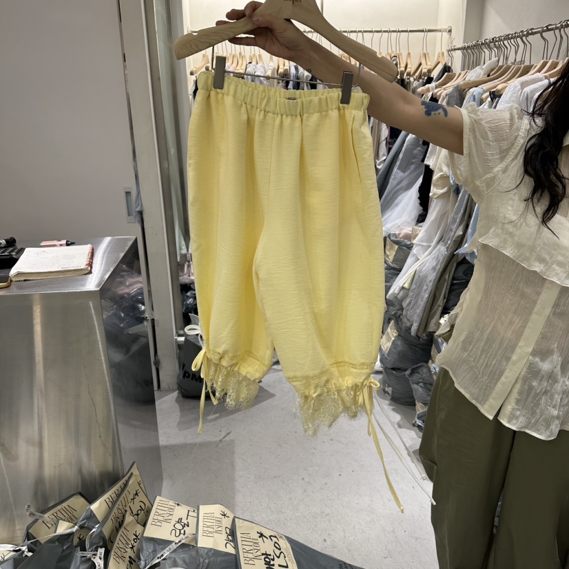 BERTHA韓國東大門代購女裝新款熱賣休閑時尚推薦短褲蕾絲BERTHA短褲圖色2
