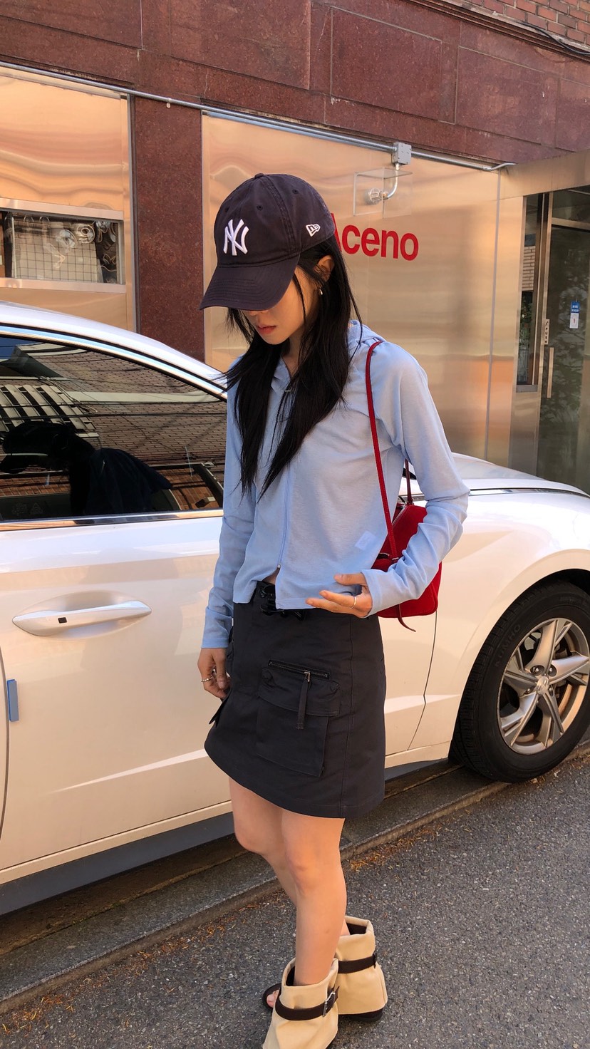 OVER RICH韓國東大門直郵女裝新品熱賣人氣長袖T恤網狀兜帽OVER RICH長袖T恤