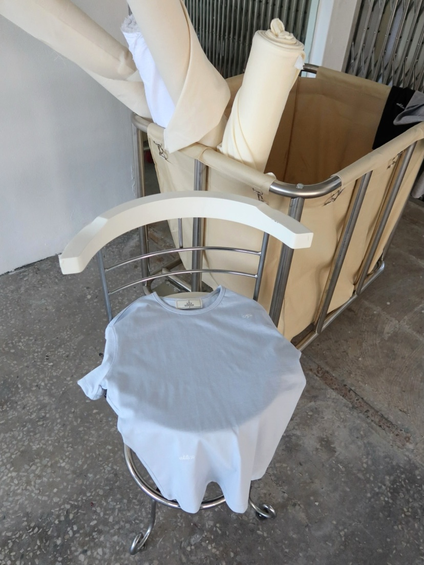 A Flan韓國東大門直郵女裝新款職業26夏季26春夏T恤刺繡AFN/FLAN EDITIONT恤圖色4