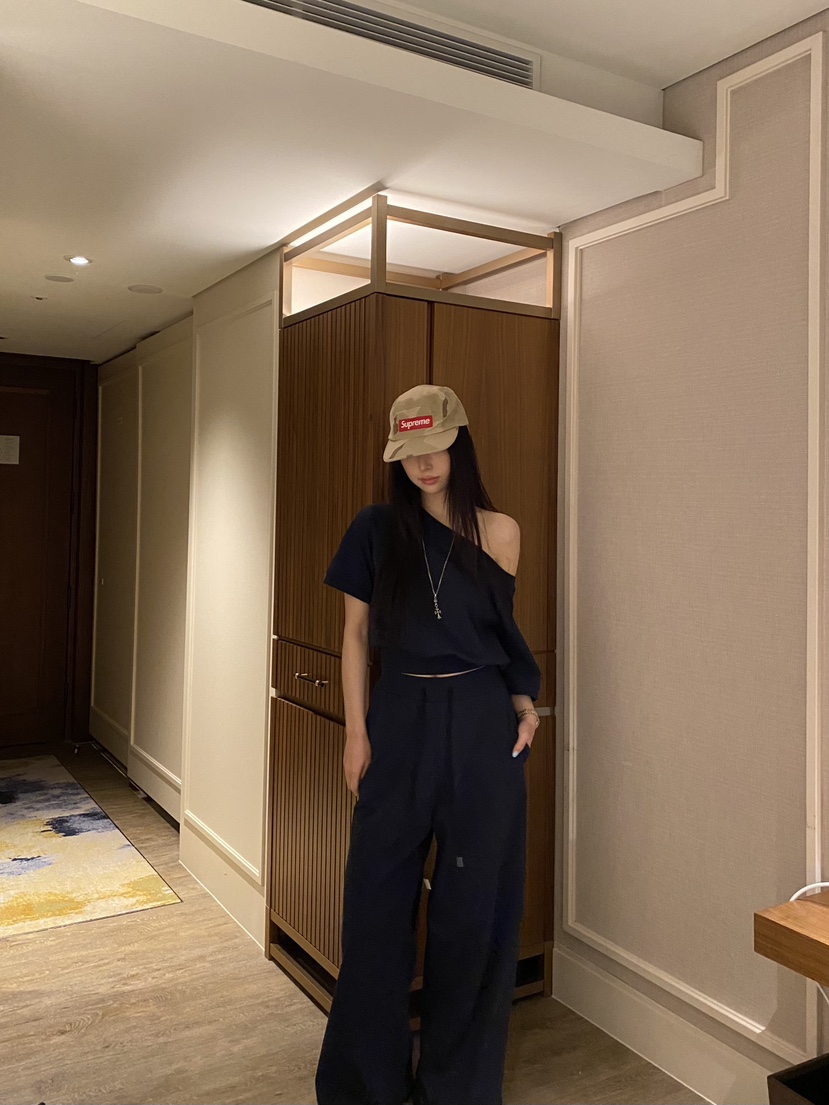 FOUREIGHT韓國東大門直郵女士新品時尚26春夏推薦職業衛衣FOUR EIGHT衛衣