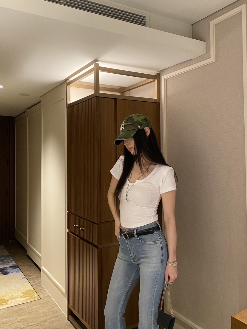 FOUREIGHT韓國直郵實拍女裝新品26春夏時尚人氣熱賣休閑T恤FOUR EIGHTT恤