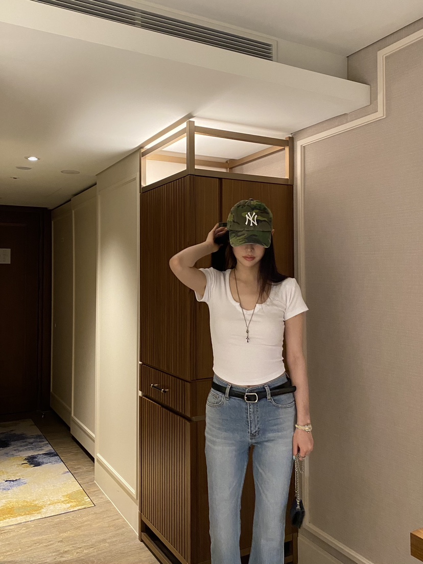 FOUREIGHT韓國直郵實拍女裝新品26春夏時尚人氣熱賣休閑T恤FOUR EIGHTT恤