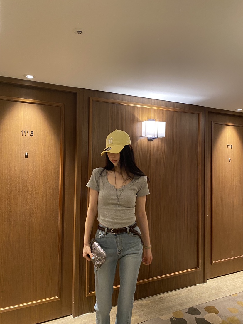 FOUREIGHT韓國直郵實拍女裝新品26春夏時尚人氣熱賣休閑T恤FOUR EIGHTT恤