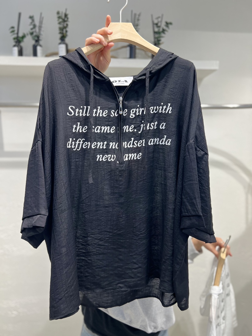 OLA韓國直郵女裝新品熱賣時尚人氣26夏季休閑26春夏推薦T恤mellor/OLAT恤圖色2