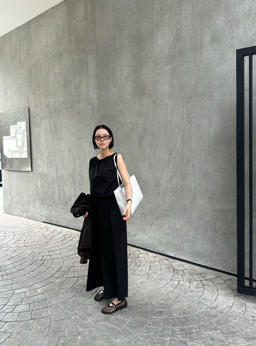 LE VASE韓國代購女裝新款職業休閑人氣26夏季熱賣連體褲LE VASE連體褲