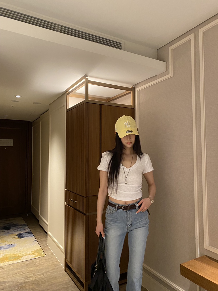 FOUREIGHT韓國代購女士新品26春夏熱賣休閑26夏季T恤兔子FOUR EIGHTT恤