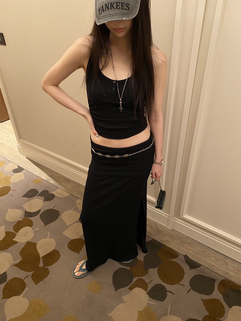 FOUREIGHT韓國直郵女裝新品人氣熱賣時尚職業26夏季吊帶背心FOUR EIGHT吊帶/背心