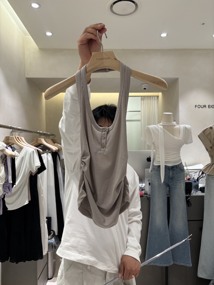 FOUREIGHT韓國直郵女裝新品人氣熱賣時尚職業26夏季吊帶背心FOUR EIGHT吊帶/背心圖色1