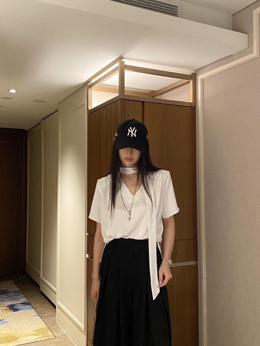 FOUREIGHT韓國東大門直郵女裝新款休閑熱賣推薦襯衫蕾絲衫FOUR EIGHT襯衫/蕾絲衫