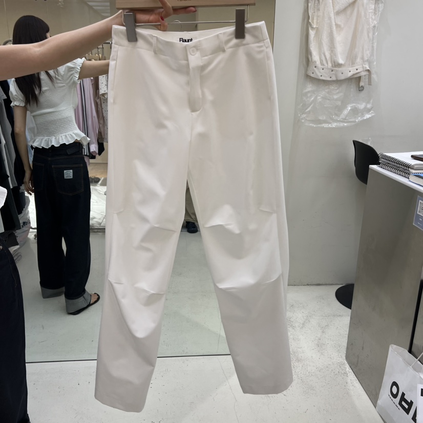 FLAUNT東大門實拍韓國女裝新款熱賣26春夏時尚休閑休閑褲FLAUNT休閑褲圖色1