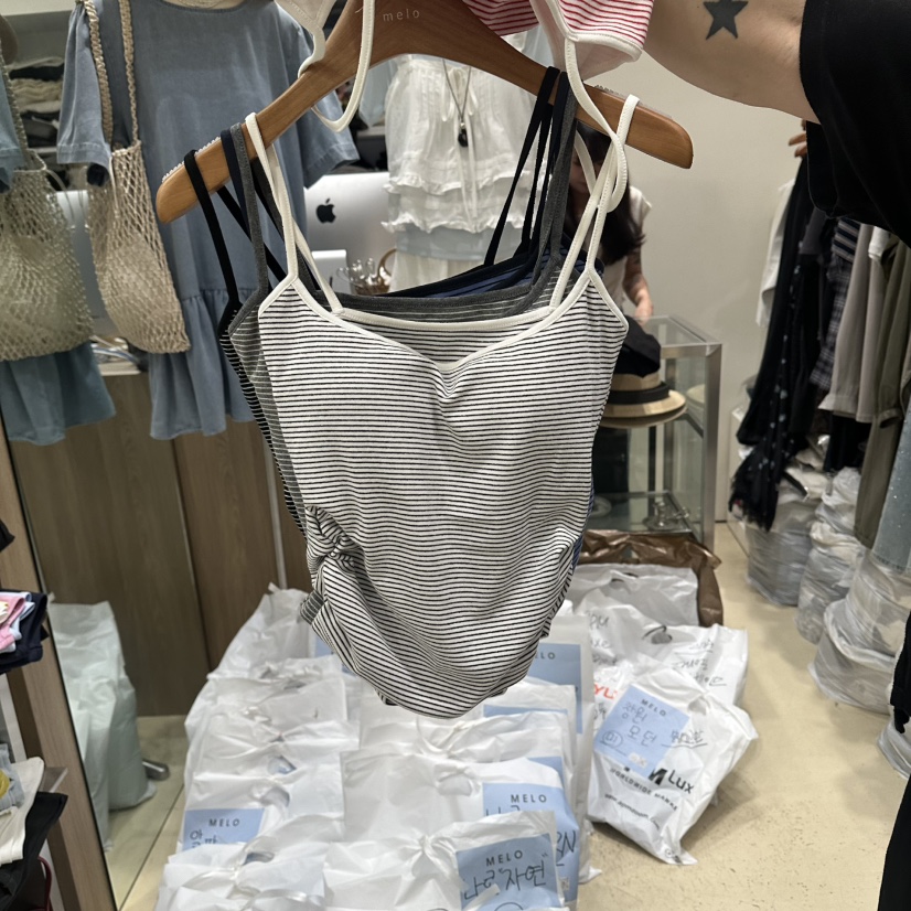 MELO韓國直郵實拍女裝新品時尚26夏季職業26春夏吊帶背心MELO吊帶/背心圖色2