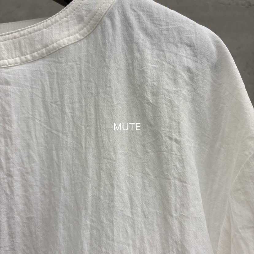 MUTE-P韓國直郵女士新款熱賣時尚推薦人氣職業襯衫蕾絲衫MUTE襯衫/蕾絲衫