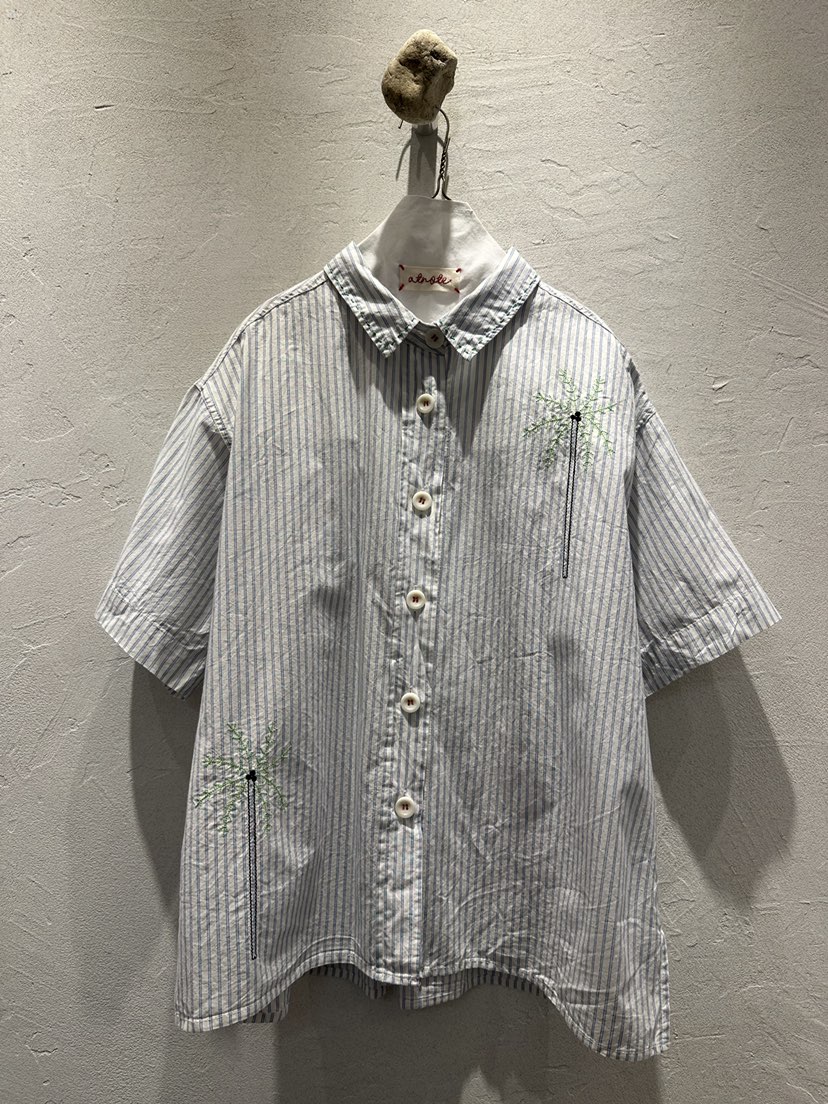 AT NOTE韓國東大門直郵女裝新品休閑職業襯衫蕾絲衫刺繡AT NOTE襯衫/蕾絲衫圖色2