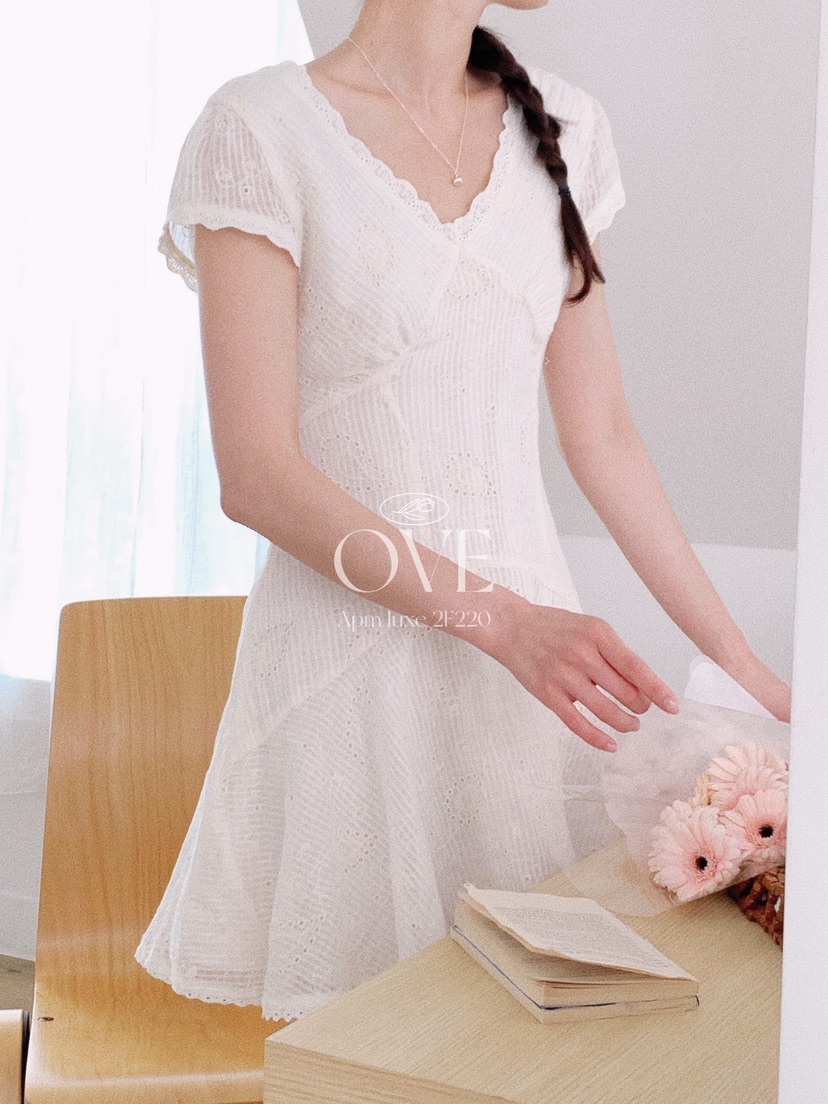 OVE韓國直郵女士新品人氣26春夏時尚推薦職業休閑連衣裙刺繡OVE連衣裙