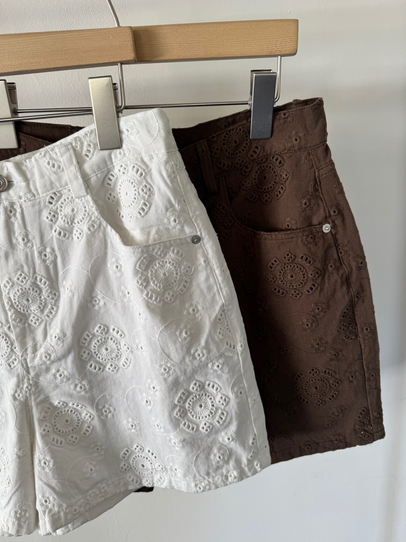 LIMLIMLIM韓國東大門代購女士新品26春夏短褲不含腰帶刺繡LIM LIM LIM短褲