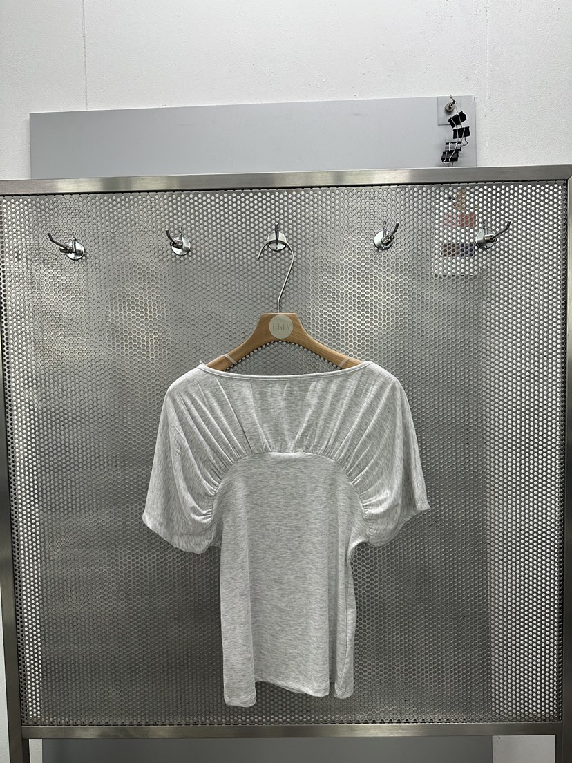 HUE/ERIA東大門實拍韓國女裝新品熱賣26春夏職業T恤褶皺HUE/ERIAT恤圖色3