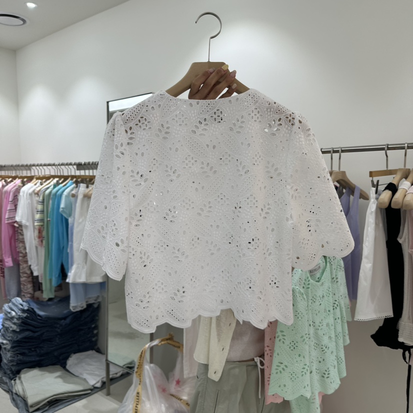REPELLER韓國東大門直郵女裝新款熱賣26夏季襯衫蕾絲衫刺繡REPELLER襯衫/蕾絲衫