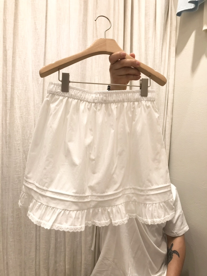 AHOY韓國東大門代購女士新品26春夏時尚熱賣短裙荷葉邊鏤空AHOY短裙