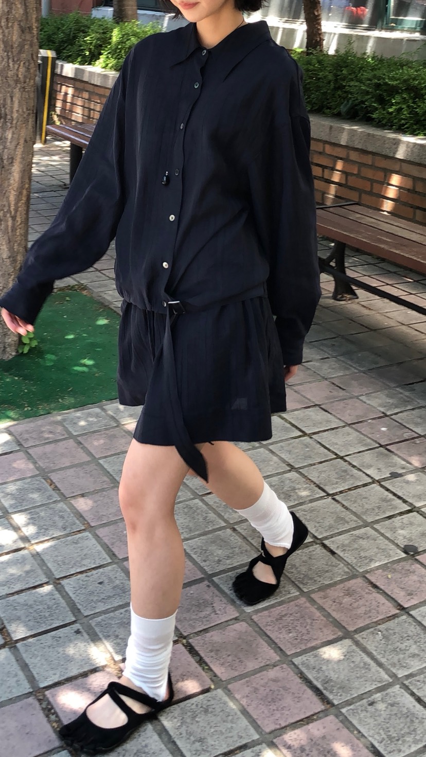 OVER RICH韓國直郵女裝新品26春夏時尚襯衫蕾絲衫含腰帶OVER RICH襯衫/蕾絲衫