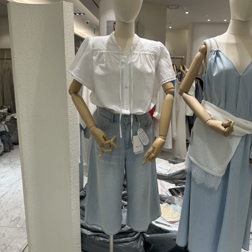 BLUEI-D/N SHARP韓國直郵女士新品推薦時尚襯衫蕾絲衫Blue i-d/N SHARP襯衫/蕾絲衫
