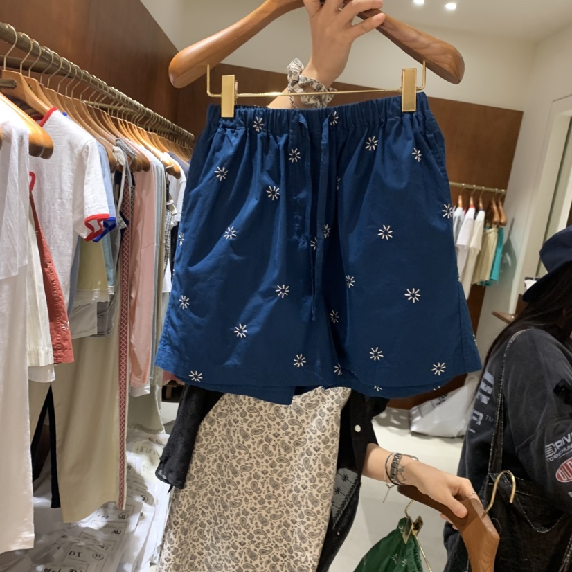 HEBON東大門實拍韓國女裝新品26春夏休閑時尚推薦短褲刺繡HEBON短褲圖色3