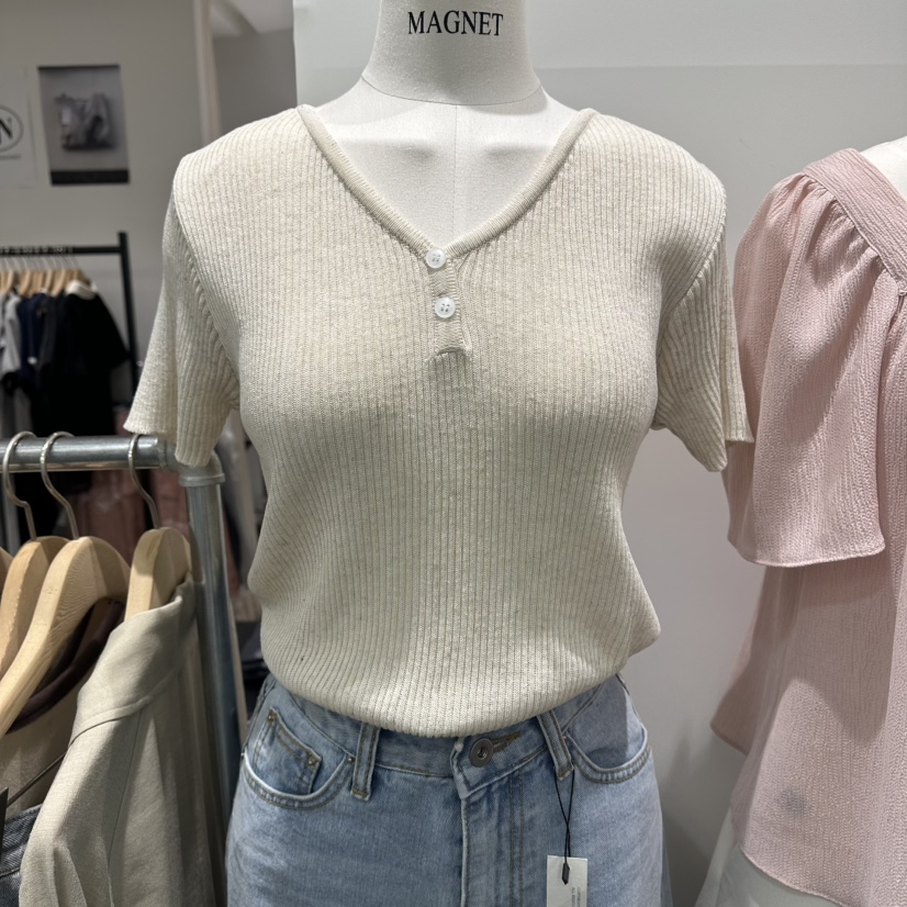 M.G.N韓國直郵實拍女裝新品26春夏熱賣時尚針織衫V領亞麻MAGNET針織衫圖色3