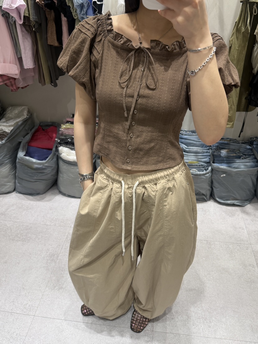 SHIRRING東大門實拍韓國女裝新款休閑熱賣職業襯衫蕾絲衫SHIRRING襯衫/蕾絲衫