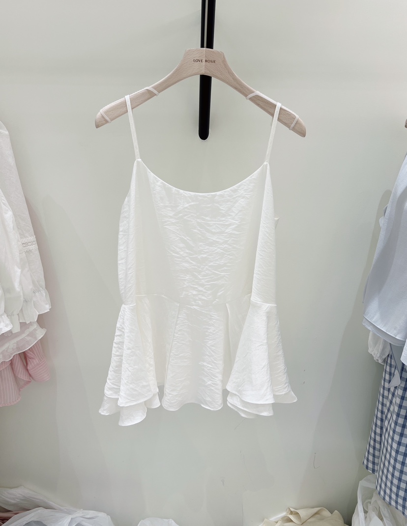 LOVE ROSIE韓國東大門代購女士新品26春夏休閑人氣吊帶背心LOVE ROSIE吊帶/背心圖色2