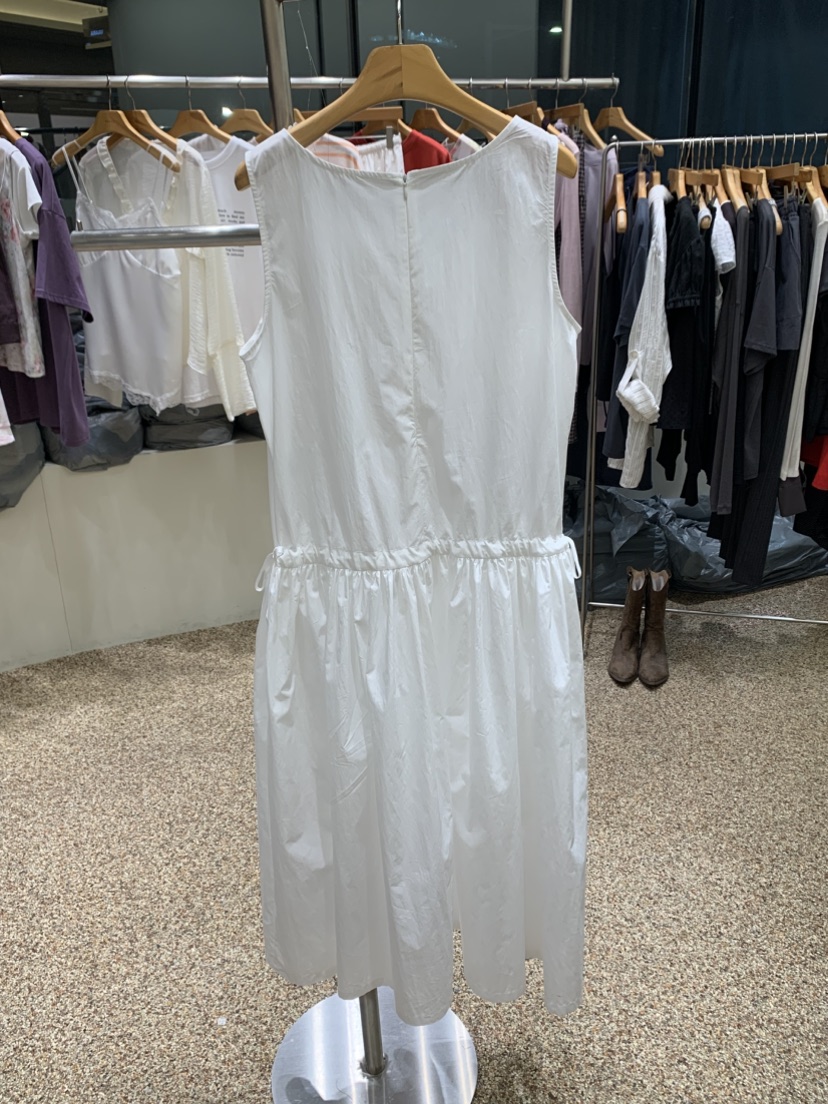 VAARA韓國直郵女士新品26春夏26夏季熱賣休閑職業推薦連衣裙VAARA連衣裙