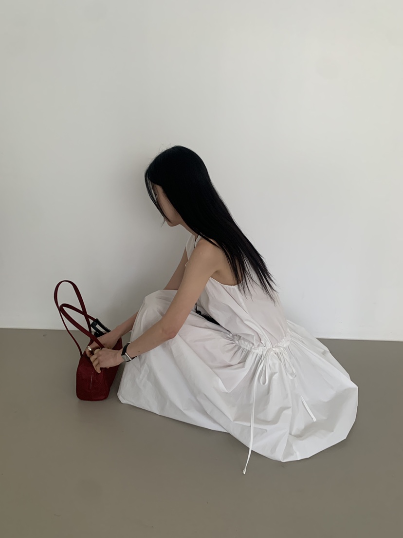 VAARA韓國直郵女士新品26春夏26夏季熱賣休閑職業推薦連衣裙VAARA連衣裙