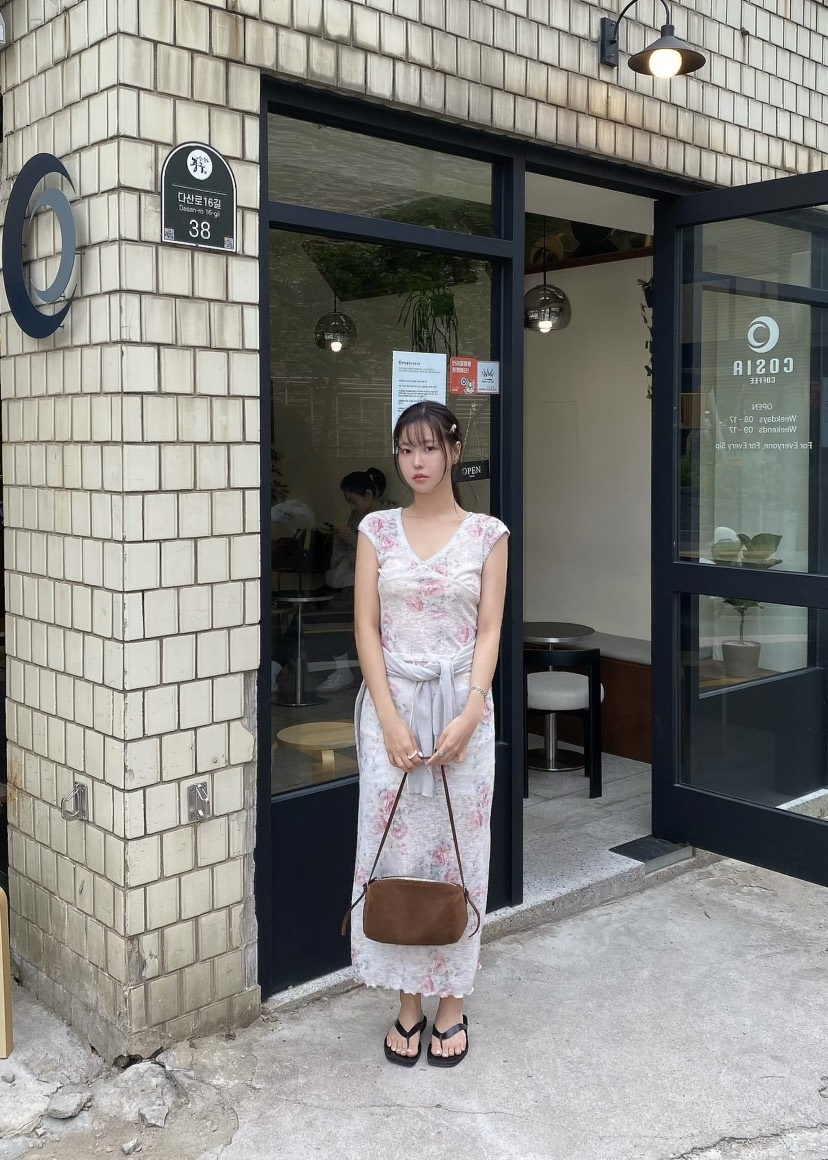 OUPPT韓國直郵女士新款人氣休閑職業熱賣26夏季26春夏長裙OUPPT長裙圖色3