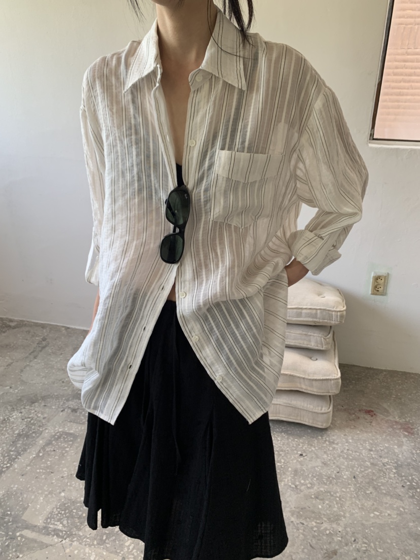 VAARA韓國代購女士新款人氣職業熱賣26春夏襯衫蕾絲衫亞麻條紋VAARA襯衫/蕾絲衫