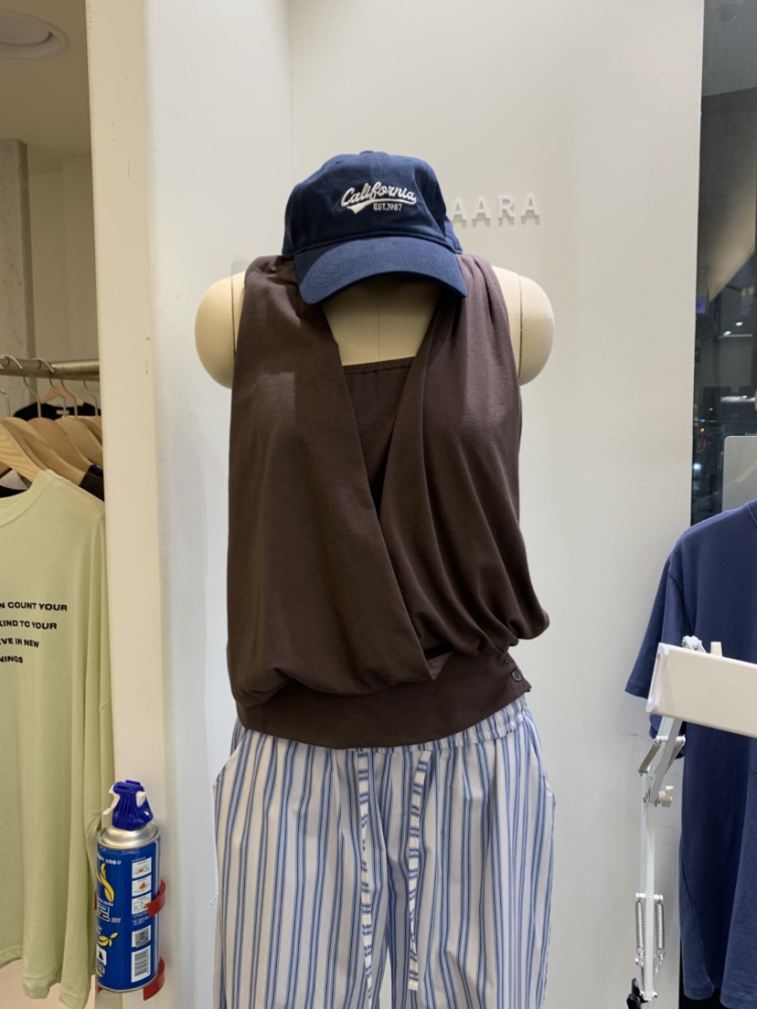 VAARA東大門實拍韓國女裝新款人氣休閑推薦熱賣26春夏吊帶背心VAARA吊帶/背心圖色1