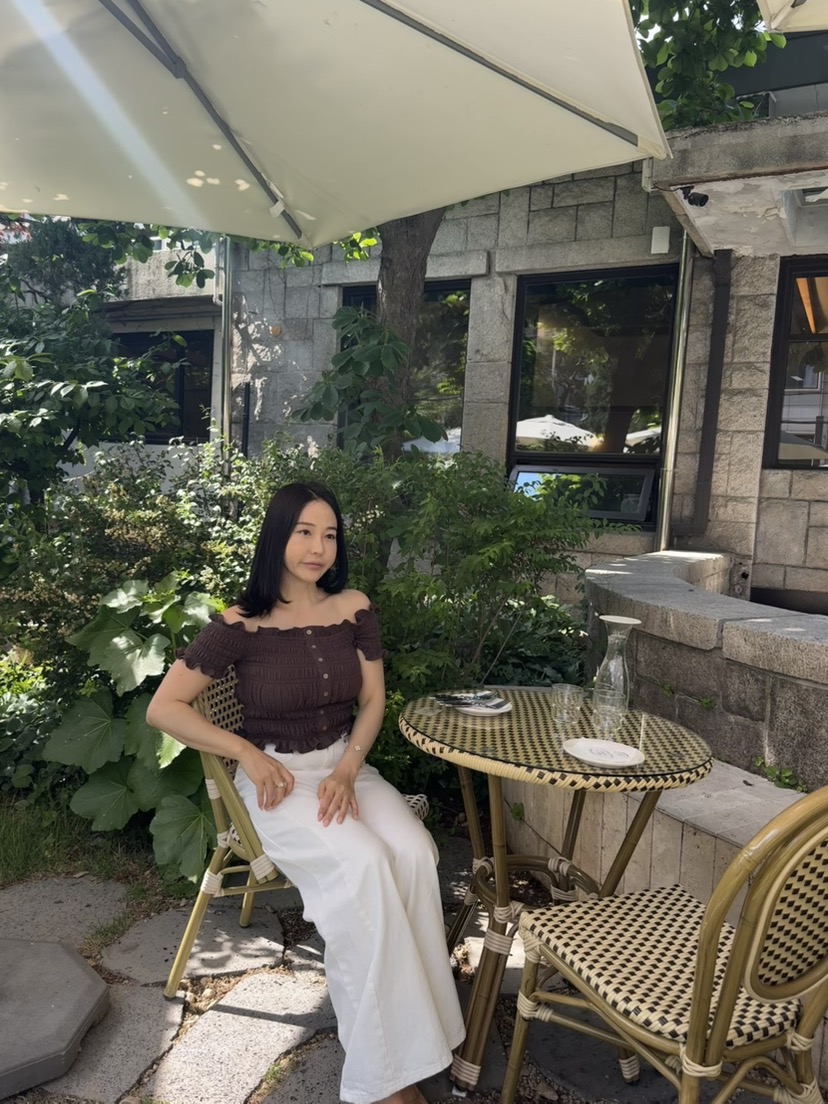 RIAH韓國東大門直郵女裝新款熱賣時尚26春夏襯衫蕾絲衫紗布RIAH襯衫/蕾絲衫