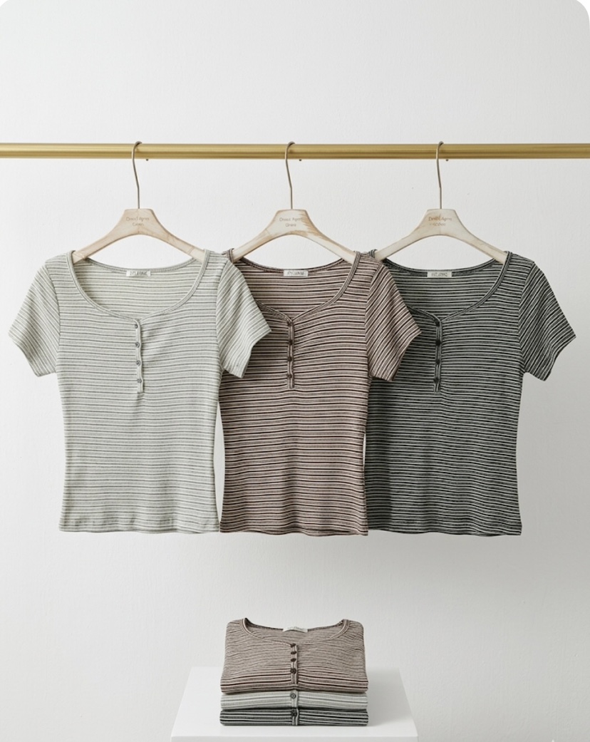 FORMSTUDIO/ATELIENNE東大門實拍韓國女士新品26夏季T恤條紋紐扣FORMSTUDIO/ATELIENNET恤圖色2左二色