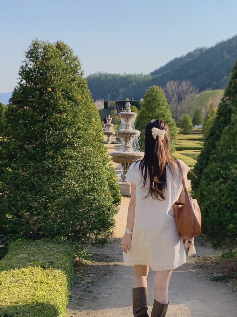 LA CREME韓國直郵實拍女裝新款推薦26春夏人氣時尚連衣裙LA CREME連衣裙